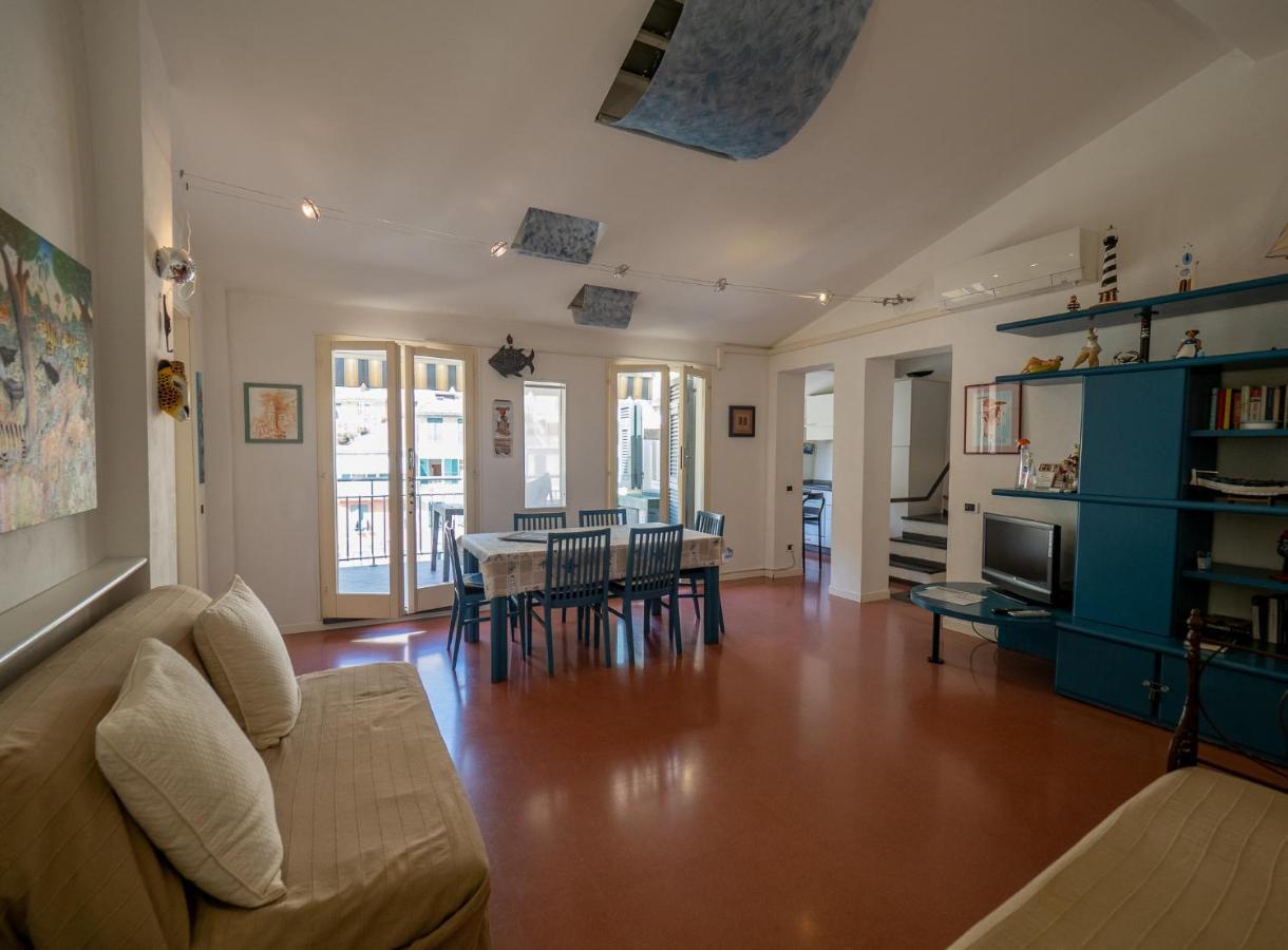 Lassu Apartment With View Vernazza Extérieur photo